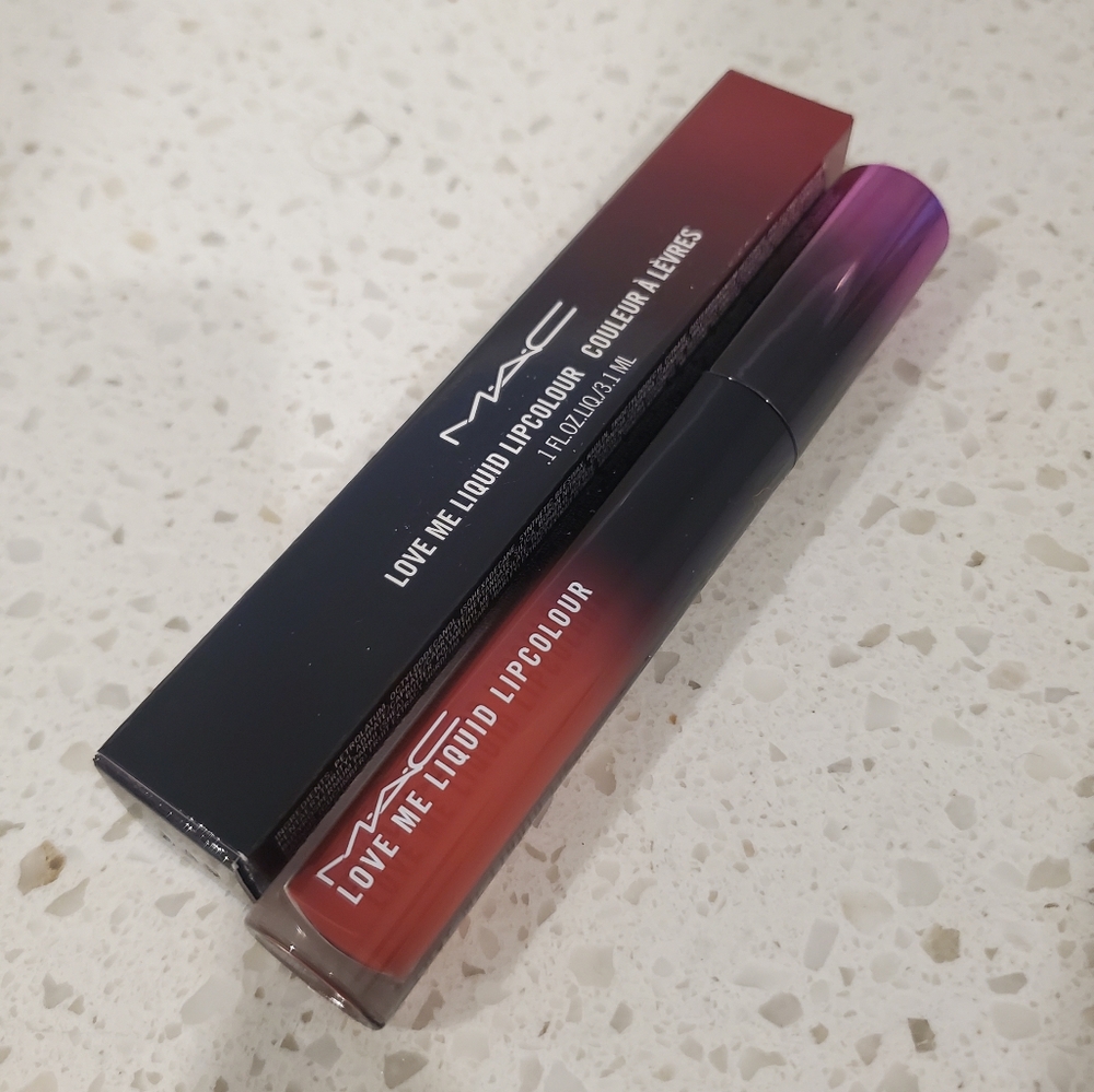 NEW MAC - 480 Whatta Doll Lipstick